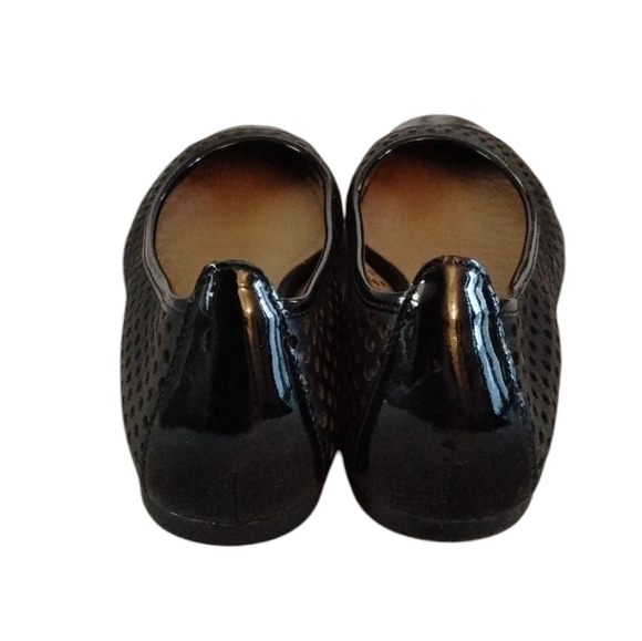 Bettye Muller Janae Black Perforated Leather Flats Women's Slip-On Loafers 8.5 - Picture 6 of 10